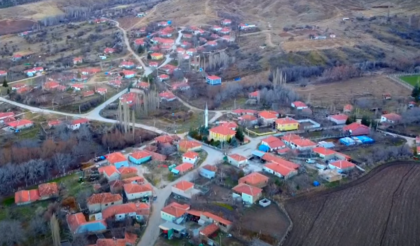 Müderris- 1071'de Anadolu'ya ilk gelen Türklerin kurduğu köy Müderris